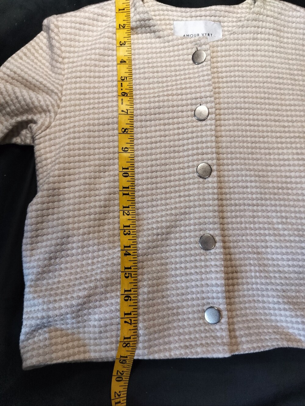 Like New Amour Vert Cream Beige Textured Snap Button Cardigan Jacket - Small - Picture 5 of 7